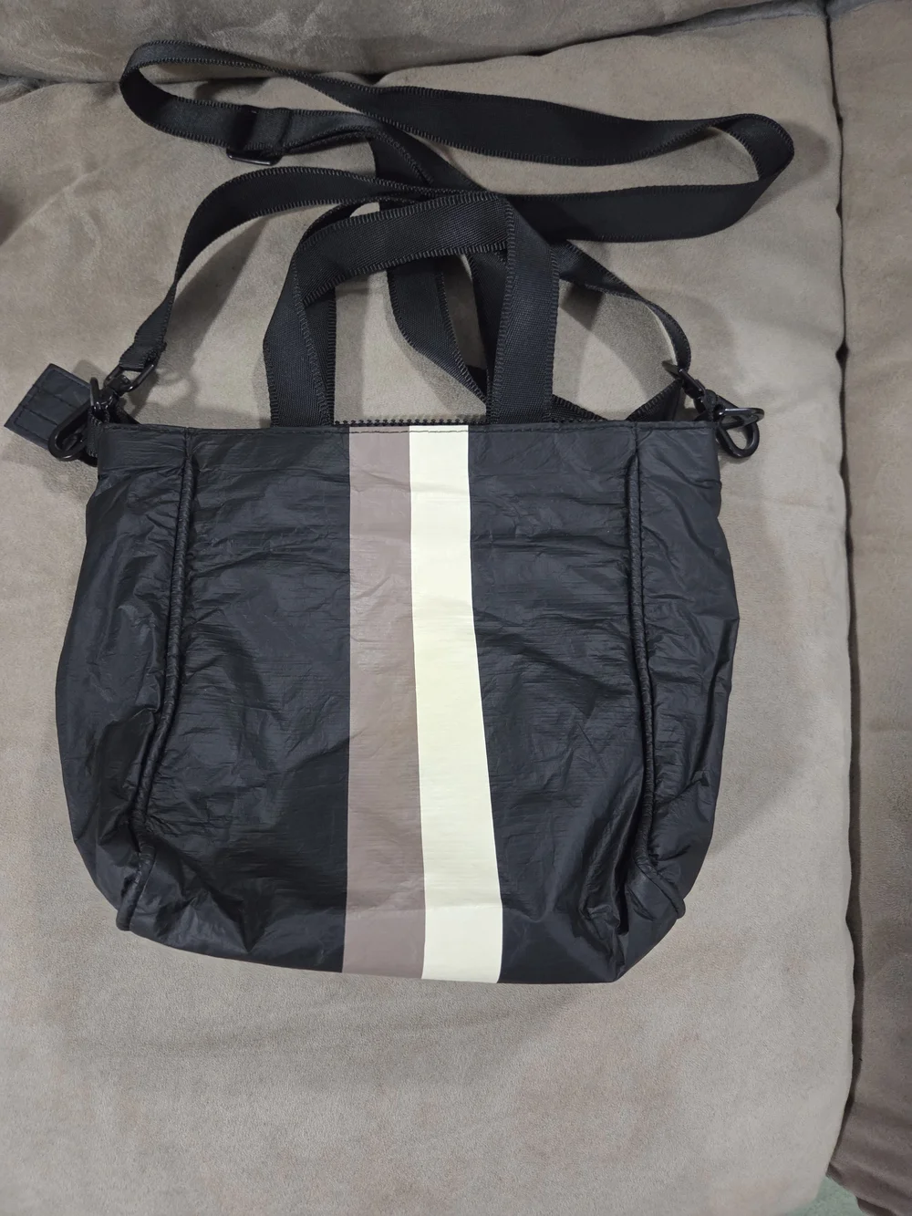 Aloha Collextion Black Crossbody Tote with Cream and Taupe Stripes